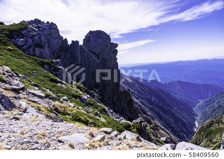 (Nagano) Senjojiki curl / Tenguiwa / Kiso direction viewed from Joetsu Jodo 58409560