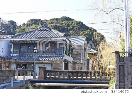 Perry road skyline 58414075