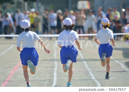 Elementary school sports festival landscape Sports race Elementary school sports festival landscape Sports race 58417657