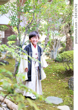 七果山山5歲男孩 七果山山5歲男孩 58419742