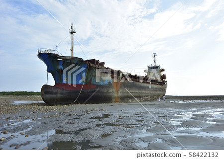 Ship stranded on the beach - Hougang, Taoyuan City Park Ship stranded on the beach - Hougang, Taoyuan City Park 58422132