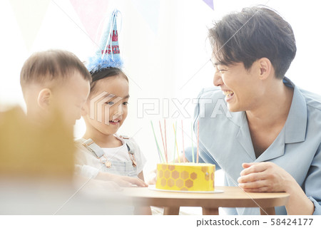 Lifestyle family birthday 58424177