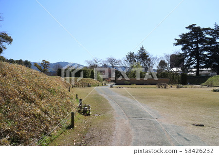 Yuzuki Castle Ruins (Dogo Park) Yuzuki Castle Ruins (Dogo Park) 58426232