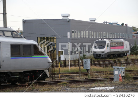 水晶快車和北彩虹快車 58430276