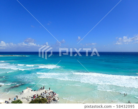 Caribbean Sea 58432095