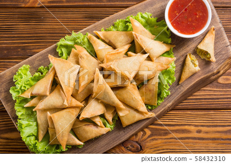 Traditional asian vegetarian food samosa Traditional asian vegetarian food samosa 58432310