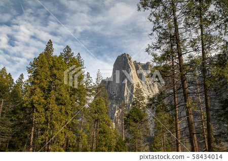 View of nature landscape at Yosemite National Park View of nature landscape at Yosemite National Park 58434014