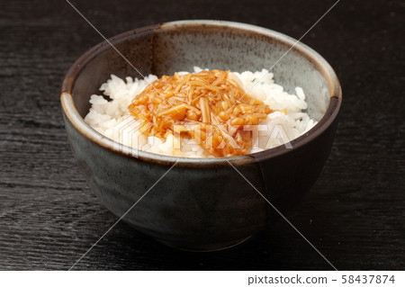 Rice with licked rice cake 58437874