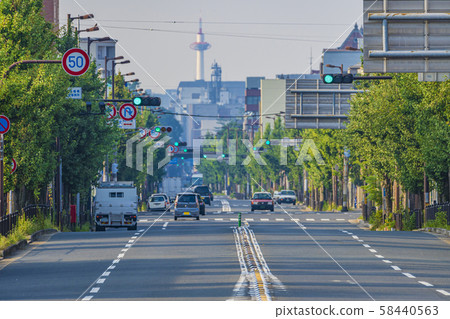 Kyoto early morning Karasuma-dori Kyoto early morning Karasuma-dori 58440563
