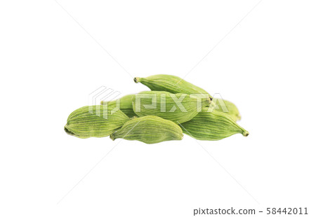 Cardamom pods isolated on white background. Green cardamon seeds. Clipping path. 58442011