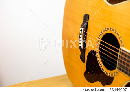 Acoustic guitar that is classic and beautiful 58444007