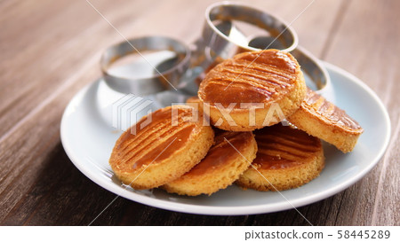 Garrett Breton 58445289