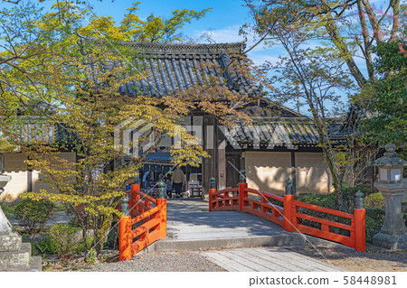 京都今宮神社上橋和東門 58448981