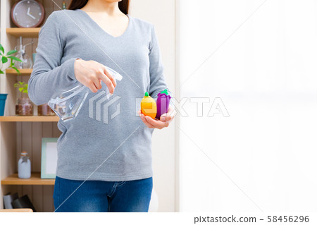 婦女噴灑兒童玩具非酒精酒精消毒消毒鹼性電解水 婦女噴灑兒童玩具非酒精酒精消毒消毒鹼性電解水 58456296