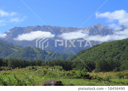 Fall of the foot of Mount Hakuba 58456490