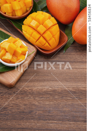 芒果 水果 Design Summer Tendai Taiwan Fresh Mango Flat lay Mango Cut Mango 芒果 水果 Design Summer Tendai Taiwan Fresh Mango Flat lay Mango Cut Mango 58456834