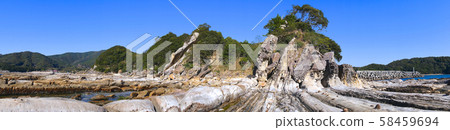 Strange rocks from the Tatsukushi Coast "100 Best Geological Features of Japan" / "Ashizuri Cape Ashizuri Uwakai National Park" 58459694