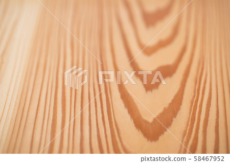 Beautiful cedar board with wood grain 58467952