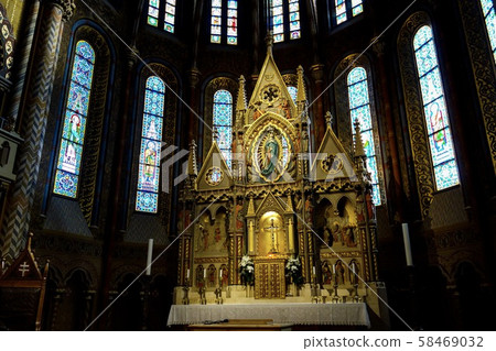 Budapest, Hungary Beautiful altar and stained glass at Matthias Church Budapest, Hungary Beautiful altar and stained glass at Matthias Church 58469032