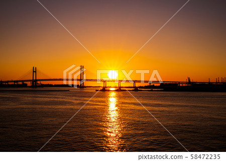 Dawn of Yokohama Bay Bridge 58472235