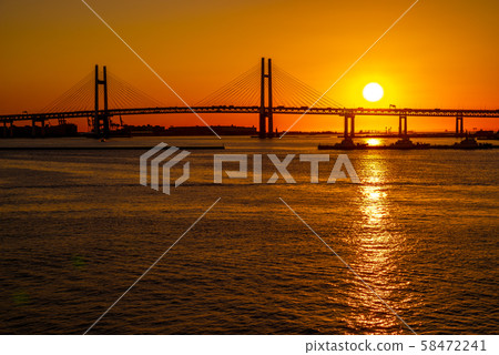 Dawn of Yokohama Bay Bridge Dawn of Yokohama Bay Bridge 58472241