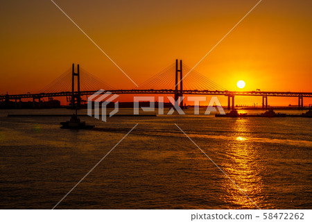 Dawn of Yokohama Bay Bridge 58472262