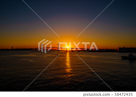 Dawn of Yokohama Bay Bridge Dawn of Yokohama Bay Bridge 58472435