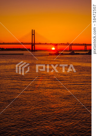 Dawn of Yokohama Bay Bridge Dawn of Yokohama Bay Bridge 58472507