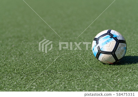 soccer ball    58475331