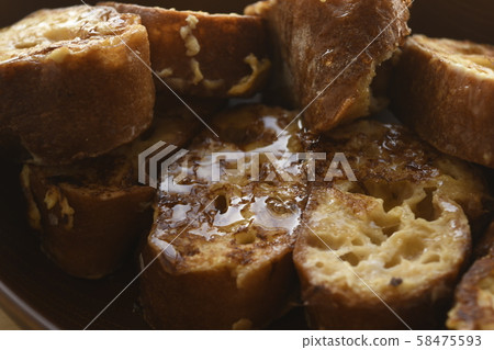 法式吐司蜂蜜蜂蜜早餐麵包食品美味雞蛋 58475593