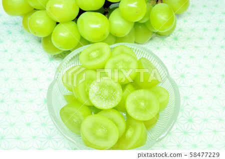 Shine Muscat 58477229