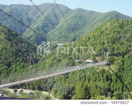 Suspension bridge of Tanze 58478027