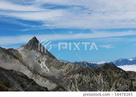 北阿爾卑斯山,高山高山坂保,中岳南嶽縱向景觀,可俯瞰霞岳岳和東鐮峰 北阿爾卑斯山,高山高山坂保,中岳南嶽縱向景觀,可俯瞰霞岳岳和東鐮峰 58478165