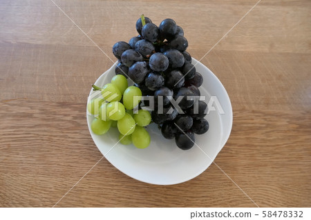 Grape  58478332