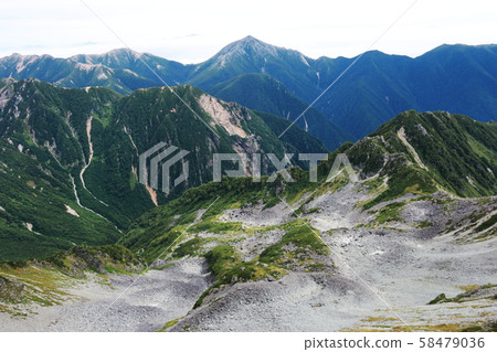 Northern Alps, Hoho Takaren Range, Nakadake Minamidake Longitudinal Runway, Tengubara, distant view over Glacier Park 58479036