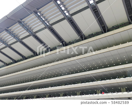 巨大的立場 58482589