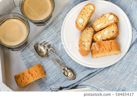 Italian almond sweets biscuits Italian almond sweets biscuits 58485417