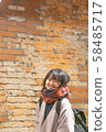 靠磚頭 58485717