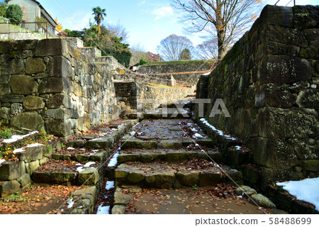 Kanayama Castle Ruins 58488699