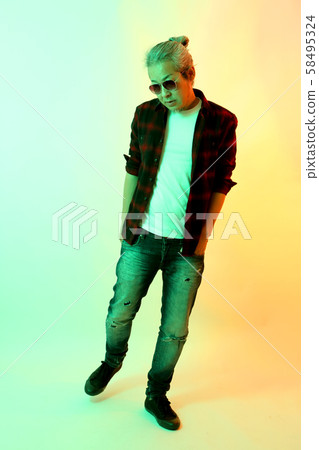 Vivid Vivid 58495324