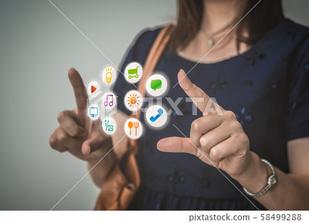 Woman Woman 58499288