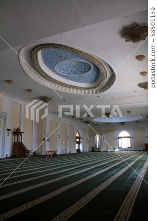 Basrati Imar Mosque 58501139