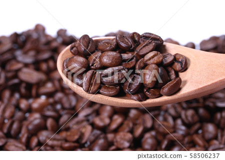 Cup coffee beans with a spoon Cup coffee beans with a spoon 58506237