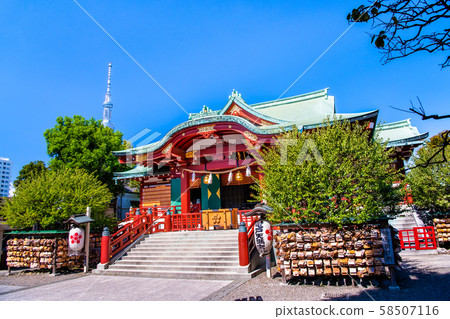 Tokyo Kameido Tenjinsha Shrine and Sky Tree Tokyo Kameido Tenjinsha Shrine and Sky Tree 58507116