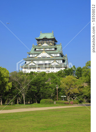 Osaka Castle West side (From Nishinomaru Garden) 58508012