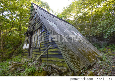 Korean mountain everyday landscape 58510035