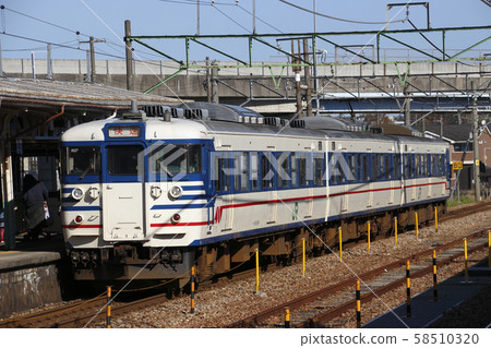 信越本線115尾端(新潟原色,高速) 信越本線115尾端(新潟原色,高速) 58510320