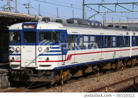 信越本線115尾端(新潟原色,高速) 信越本線115尾端(新潟原色,高速) 58510322