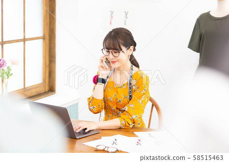 Fashion designer female 58515463