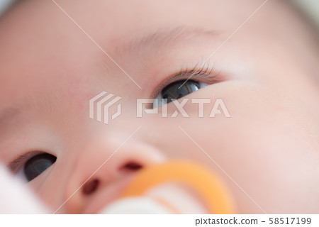 嬰兒 58517199